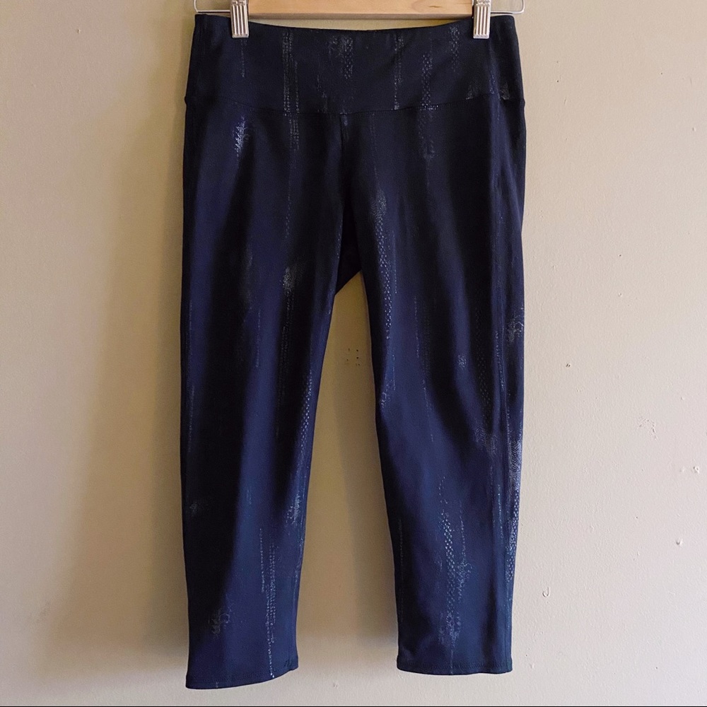 Athleta Metallic Print Cropped Leggings